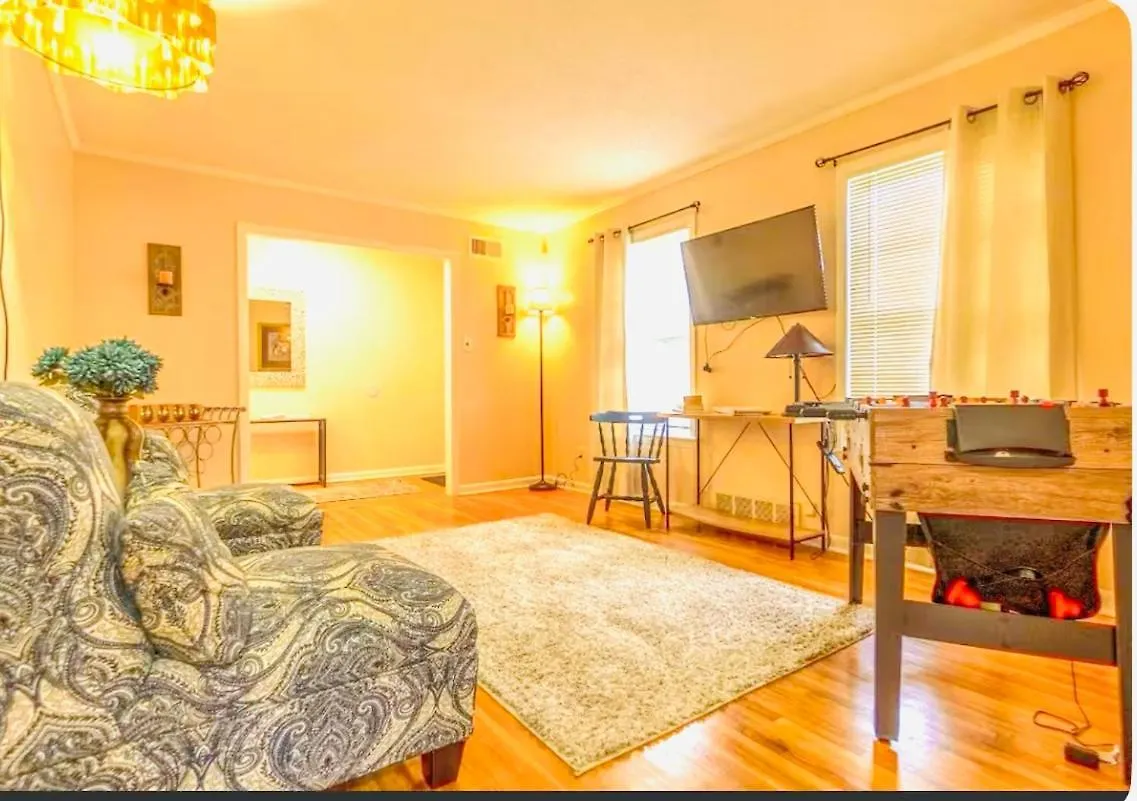 Vakantiehuis Spacious Home Close To Everything In Memphis Verenigde Staten